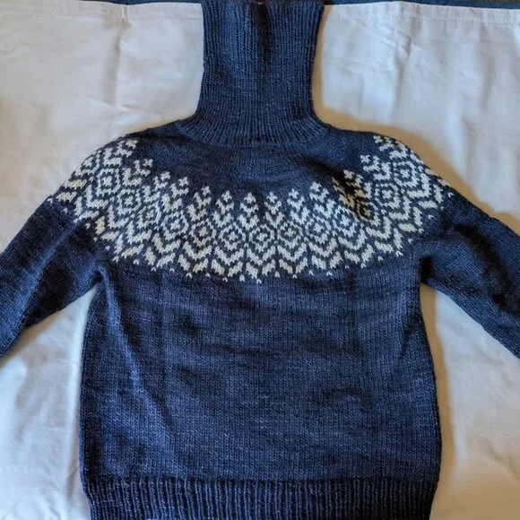 Handknit wool turtleneck - Picture 4 of 4